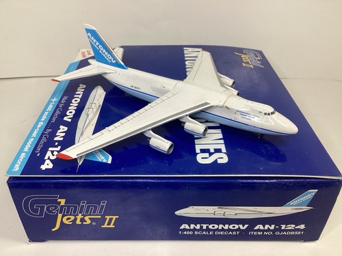 Flugzeugmodell 400 an 124 - flugzeugmodell, 1:400