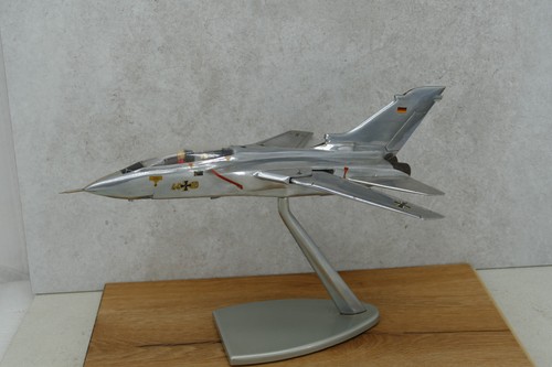 Tornado flugzeug modell - tornado,
