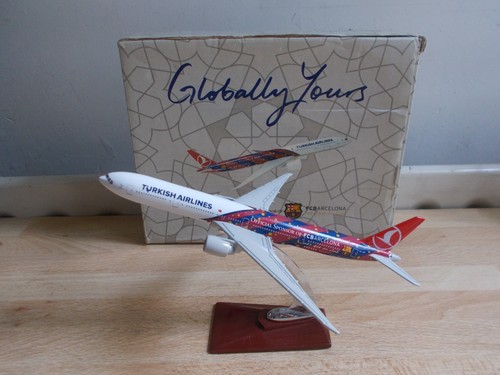 Modellflugzeug boeing 777 300 - modellflugzeug,