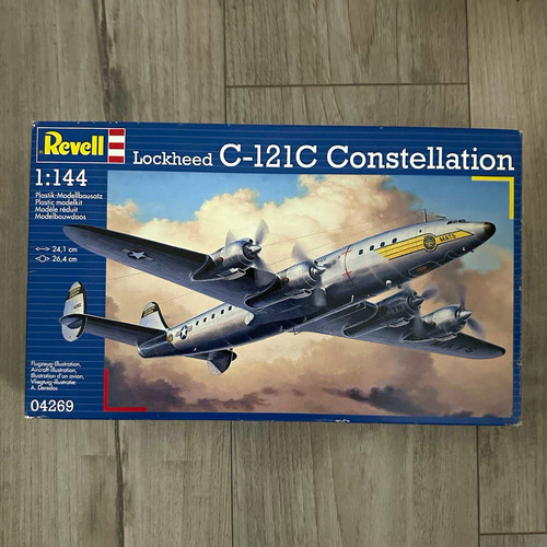 Revell lockheed 121c - lockheed, c-121c