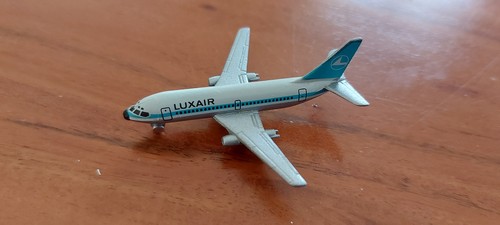 Flugzeugmodell boeing 737 200 - flugzeugmodell,