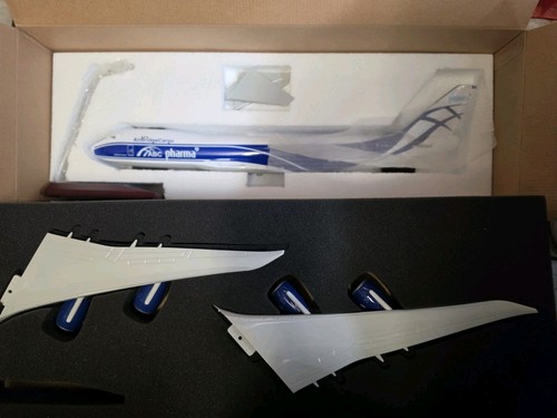Flugzeugmodell 130 boeing - 1:130,