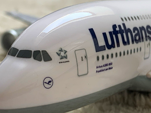 Lufthansa airbus a380 800 - lufthansa,